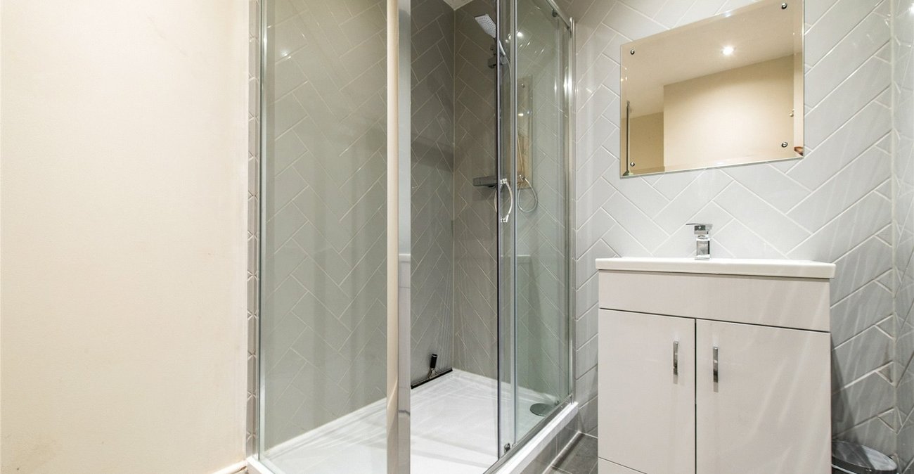 2 bedroom property for sale in Maidstone | Robinson Michael & Jackson