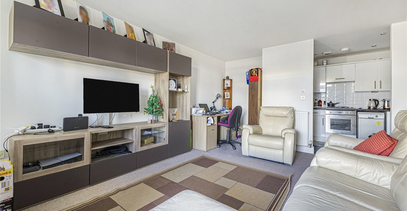 2 bedroom property for sale in Maidstone | Robinson Michael & Jackson
