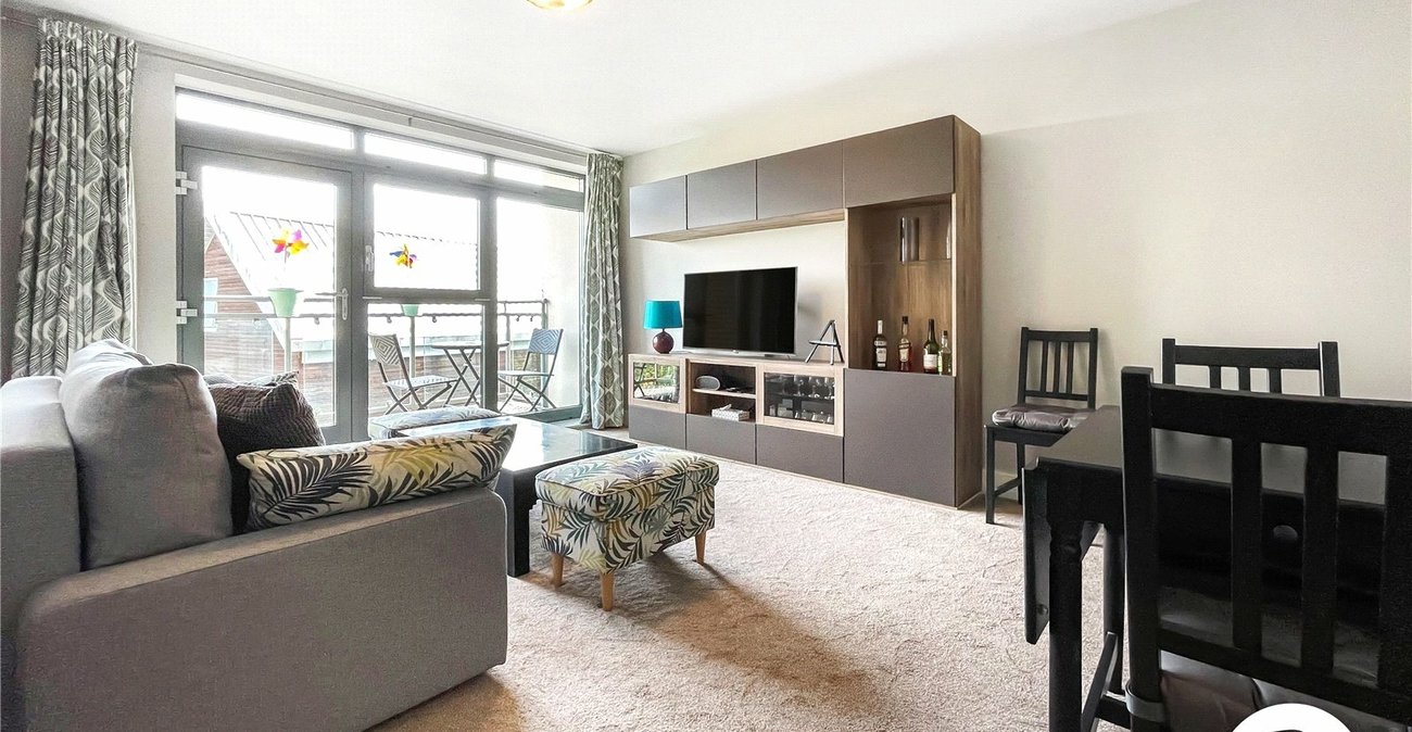 2 bedroom property for sale in Maidstone | Robinson Michael & Jackson