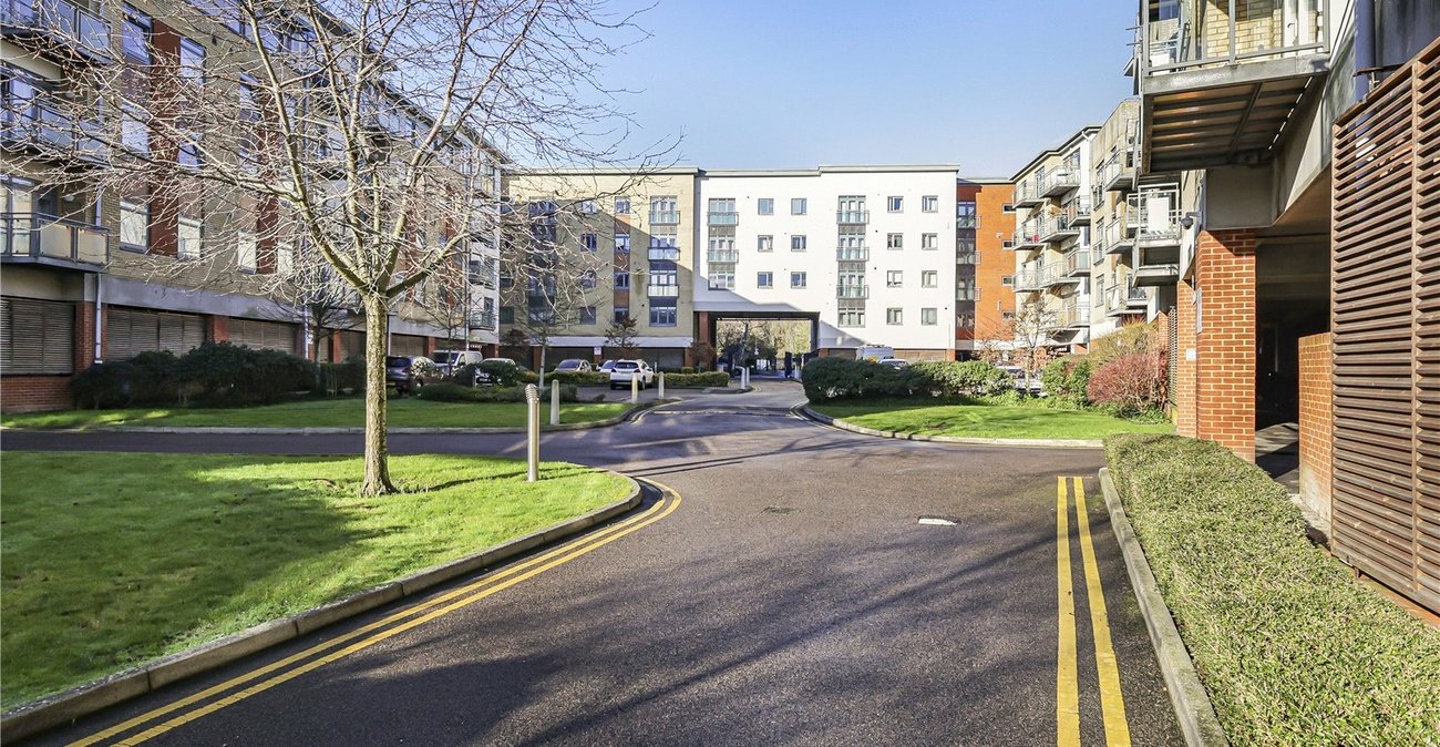 2 bedroom property for sale in Maidstone | Robinson Michael & Jackson