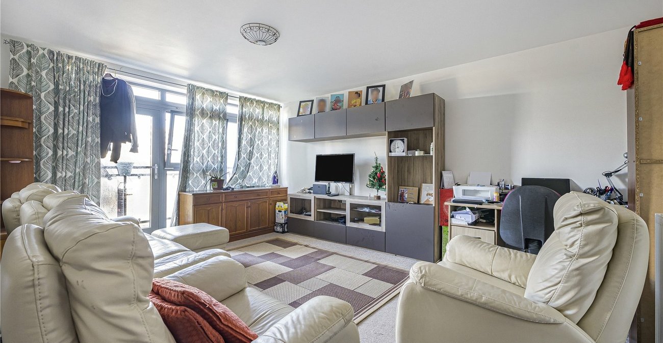 2 bedroom property for sale in Maidstone | Robinson Michael & Jackson