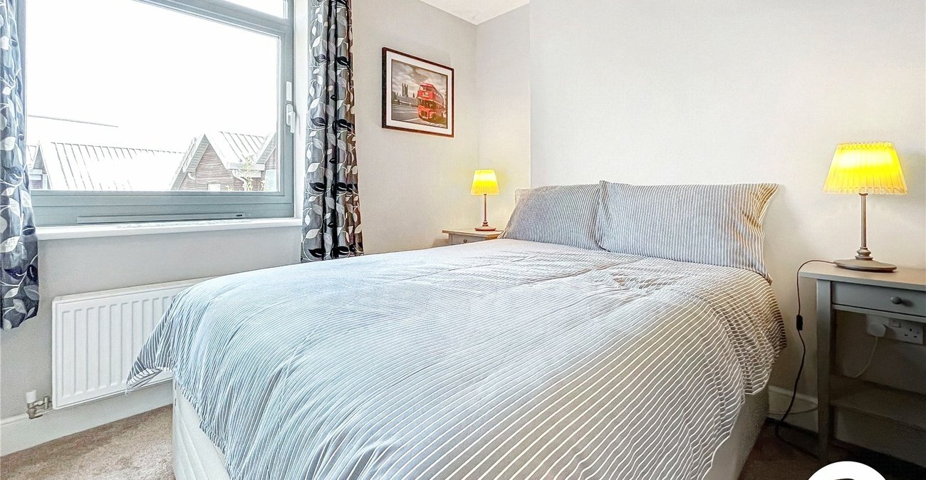 2 bedroom property for sale in Maidstone | Robinson Michael & Jackson