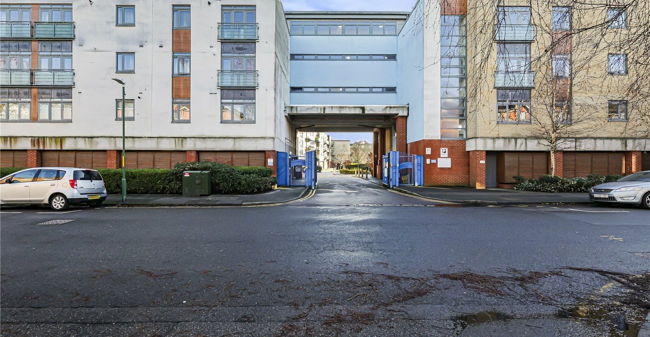 2 bedroom property for sale in Maidstone | Robinson Michael & Jackson