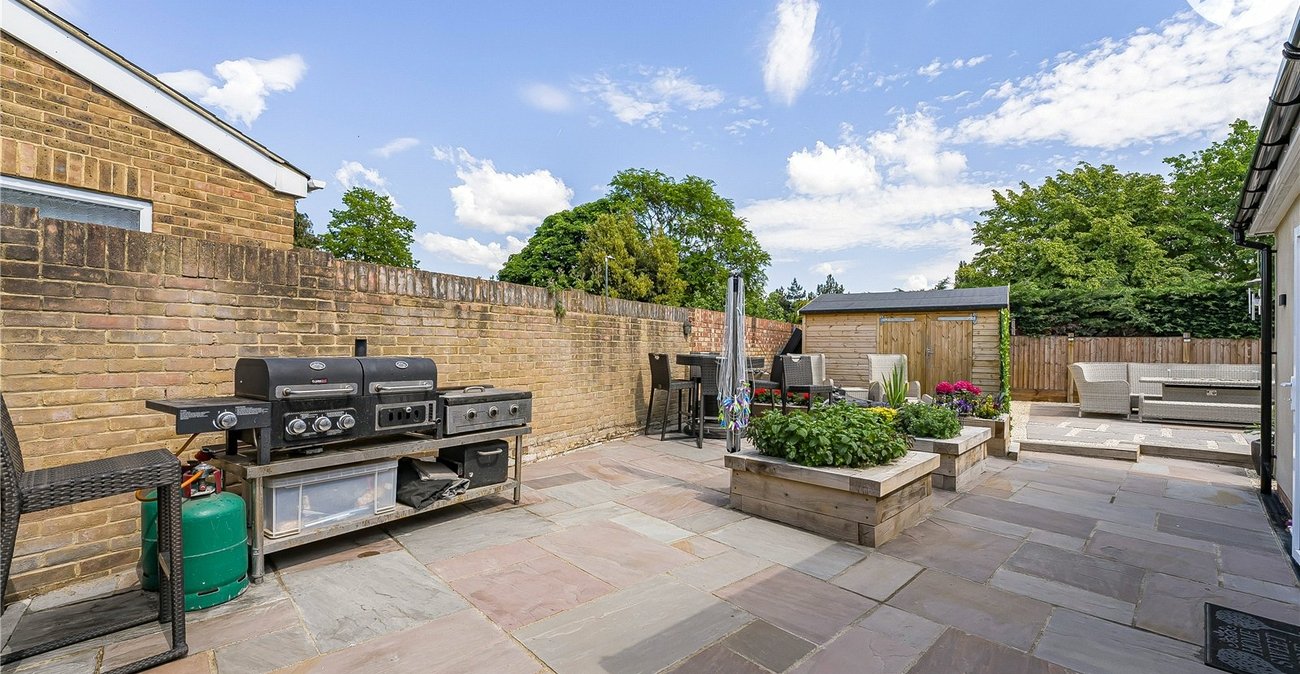 4 bedroom bungalow for sale in Bexley | Robinson Jackson