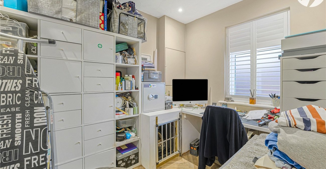 4 bedroom bungalow for sale in Bexley | Robinson Jackson