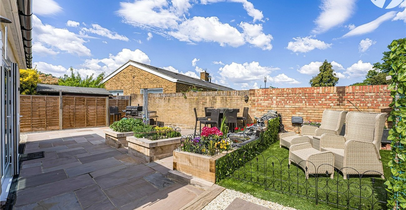 4 bedroom bungalow for sale in Bexley | Robinson Jackson