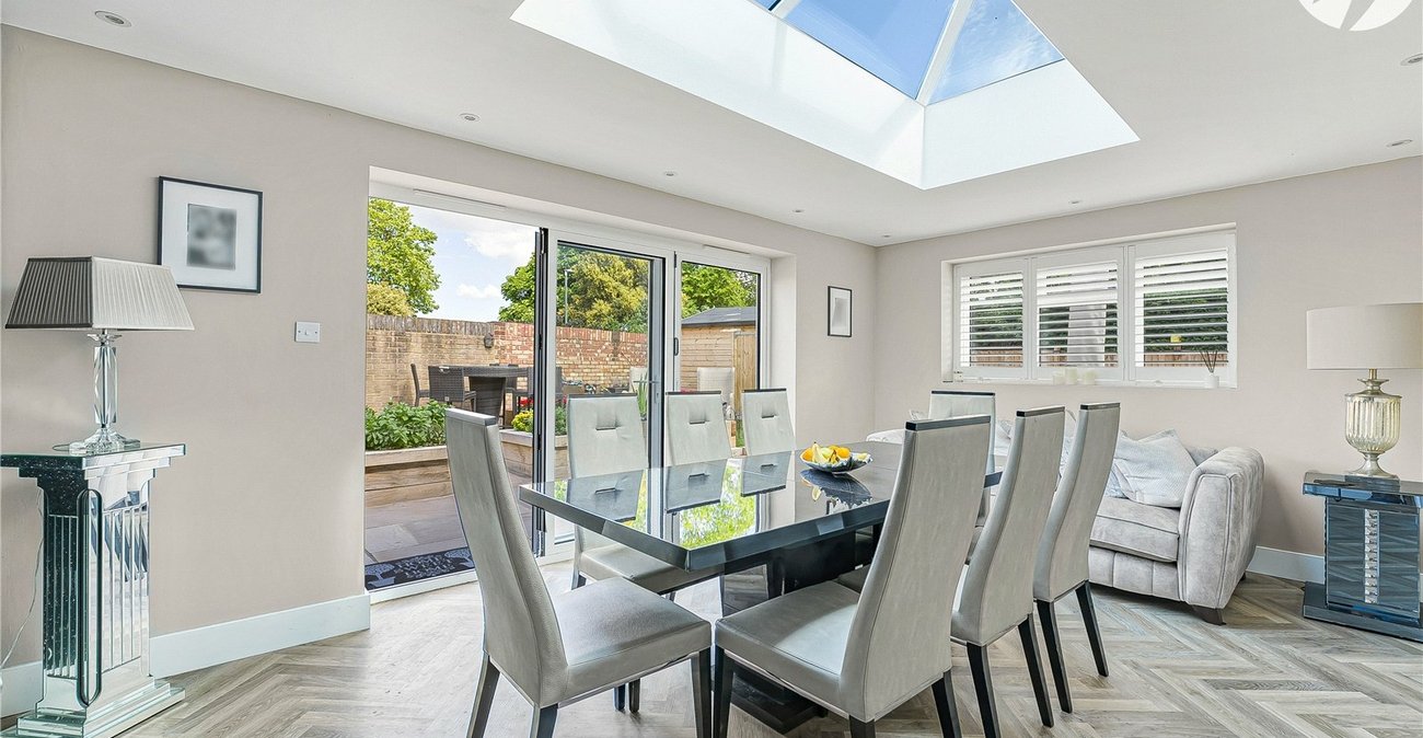4 bedroom bungalow for sale in Bexley | Robinson Jackson