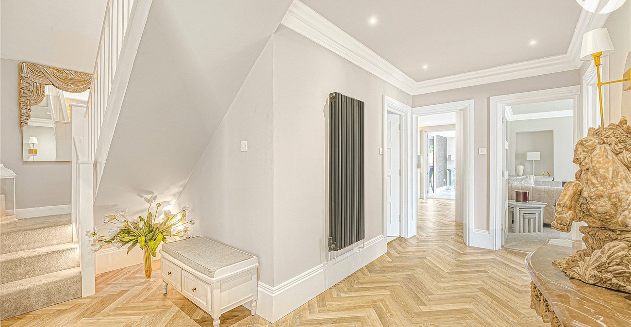4 bedroom bungalow for sale in Bexley | Robinson Jackson