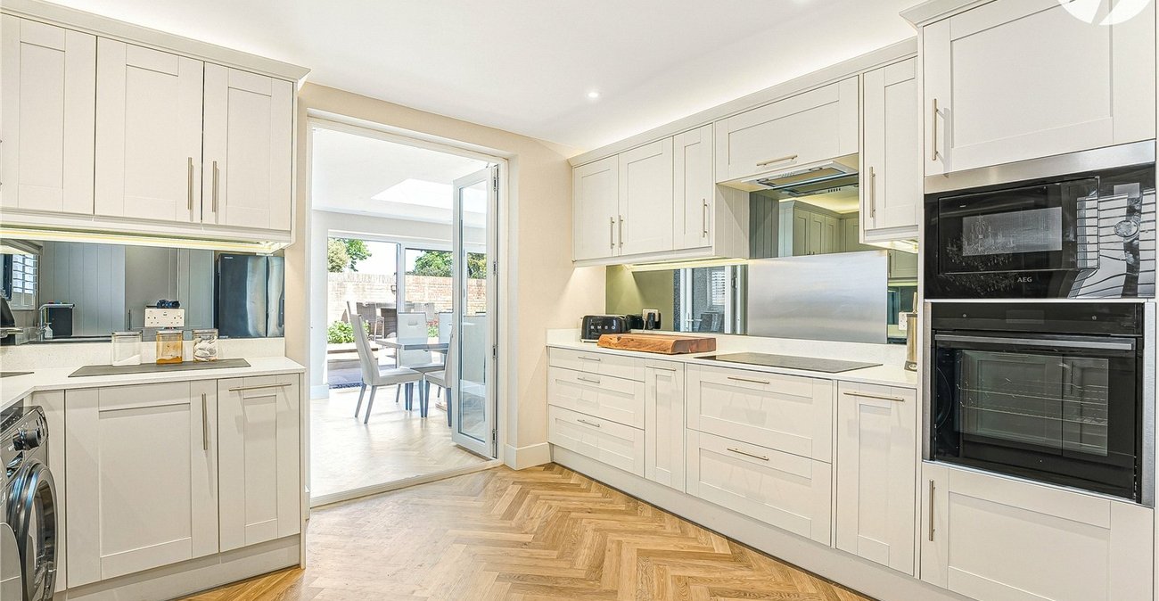 4 bedroom bungalow for sale in Bexley | Robinson Jackson