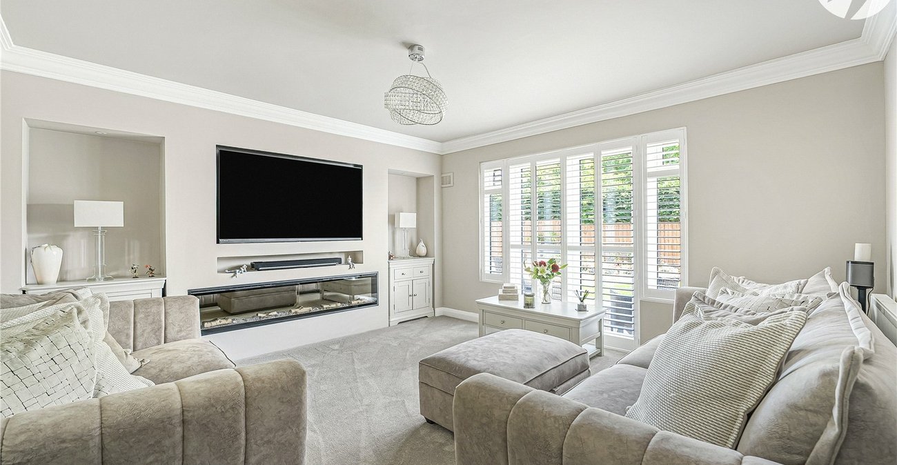 4 bedroom bungalow for sale in Bexley | Robinson Jackson