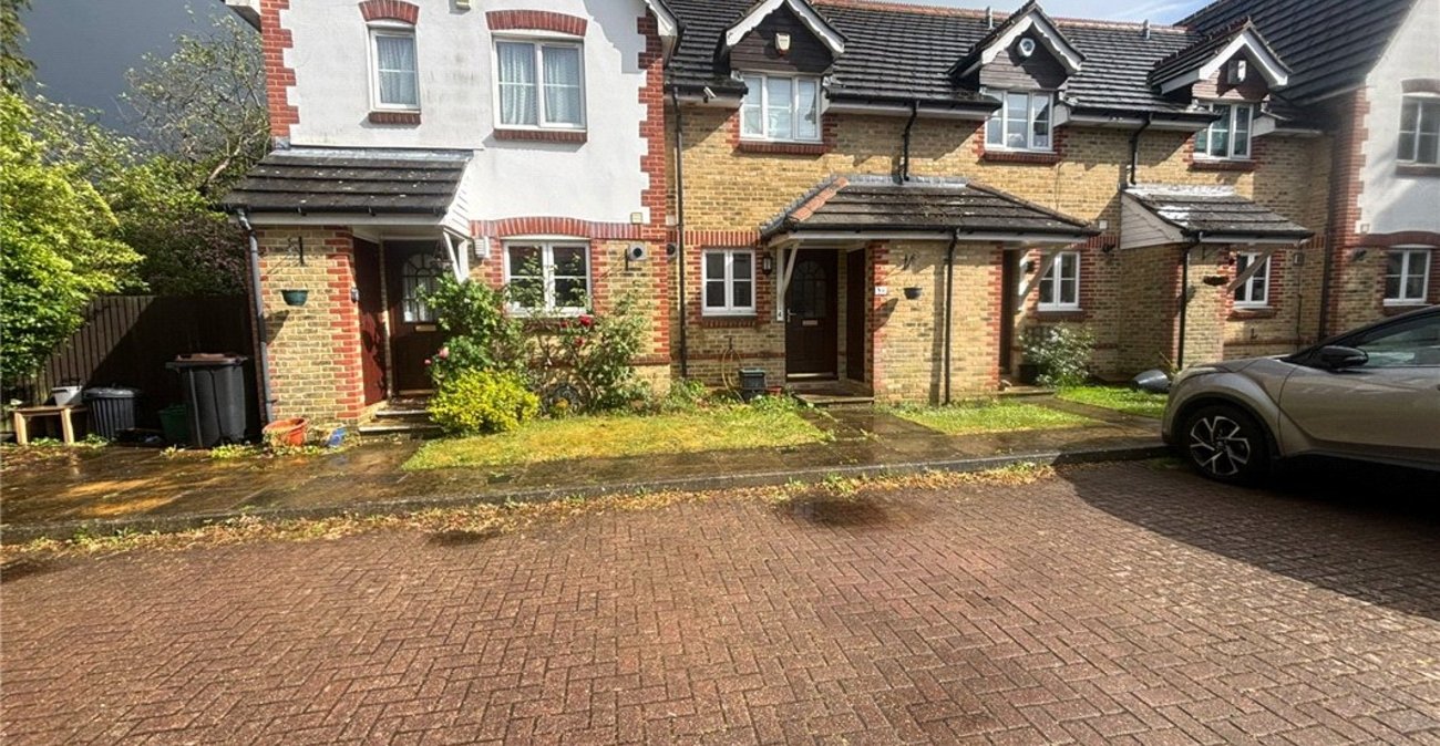 2 bedroom house for sale in Orpington | Robinson Jackson