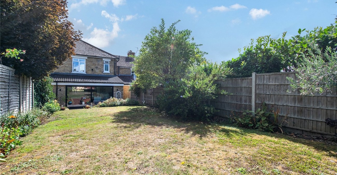 2 bedroom house for sale in Maidstone | Robinson Michael & Jackson