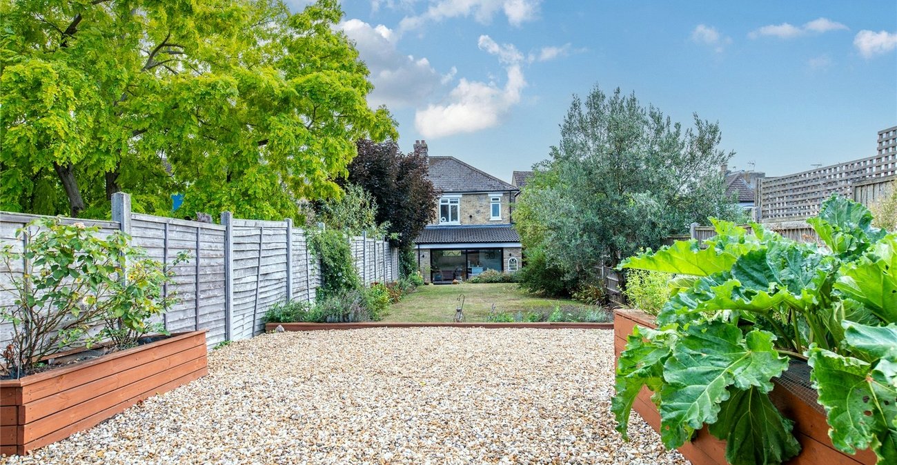 2 bedroom house for sale in Maidstone | Robinson Michael & Jackson