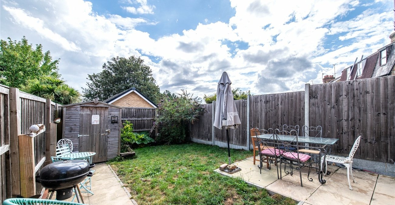 2 bedroom house for sale in Maidstone | Robinson Michael & Jackson