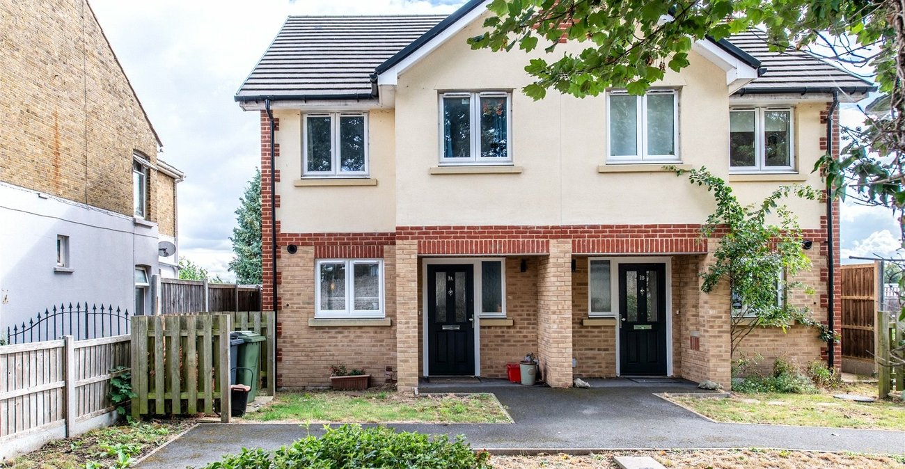 2 bedroom house for sale in Maidstone | Robinson Michael & Jackson