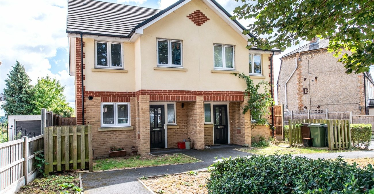 2 bedroom house for sale in Maidstone | Robinson Michael & Jackson