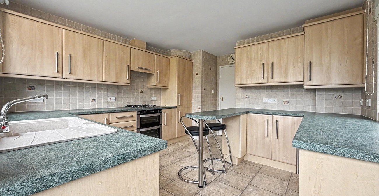 4 bedroom bungalow for sale in Wigmore | Robinson Michael & Jackson