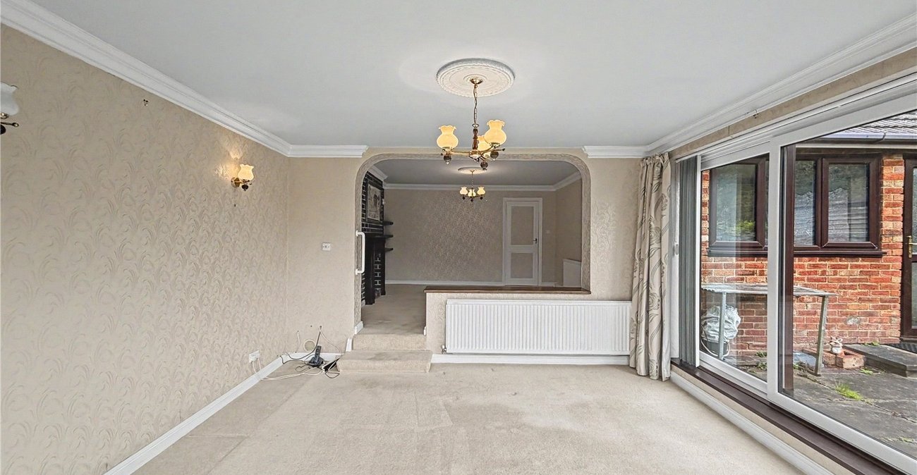 4 bedroom bungalow for sale in Wigmore | Robinson Michael & Jackson