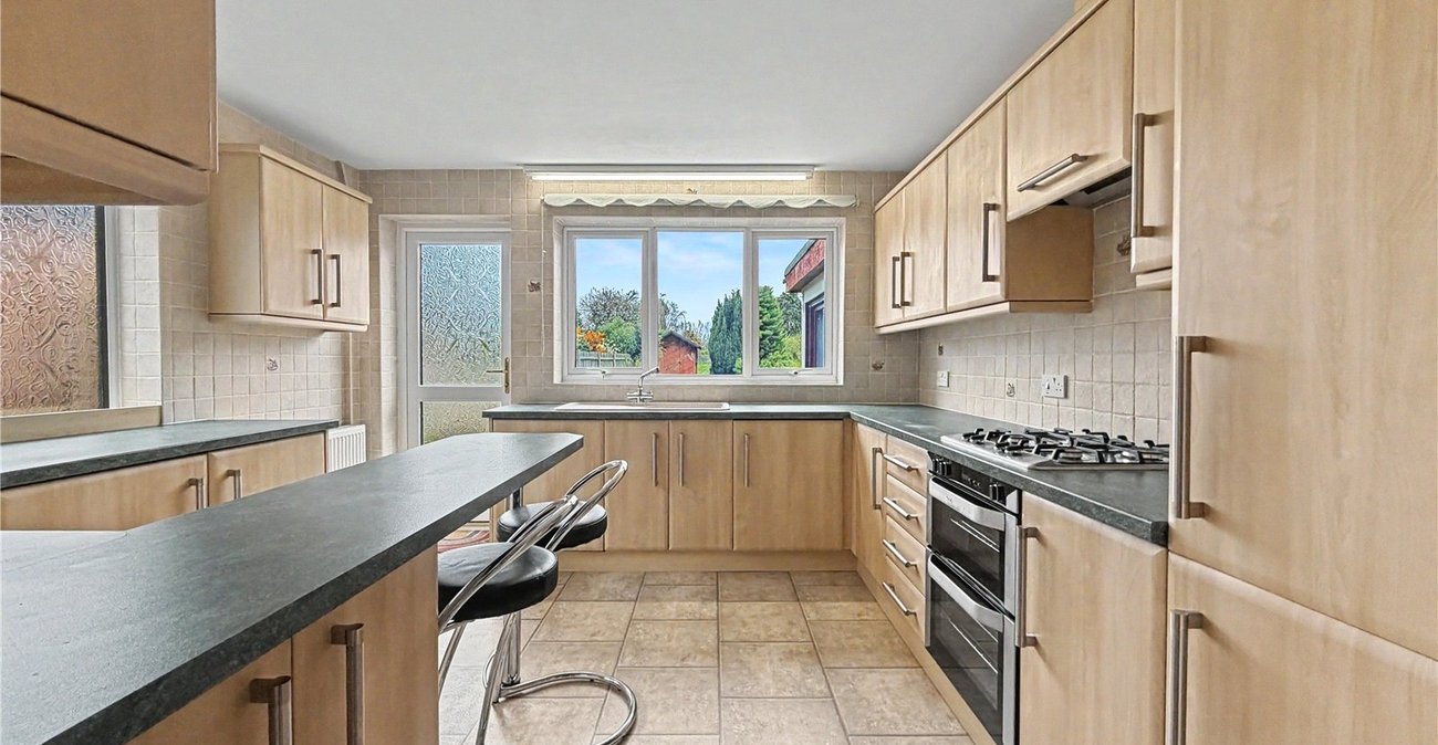 4 bedroom bungalow for sale in Wigmore | Robinson Michael & Jackson