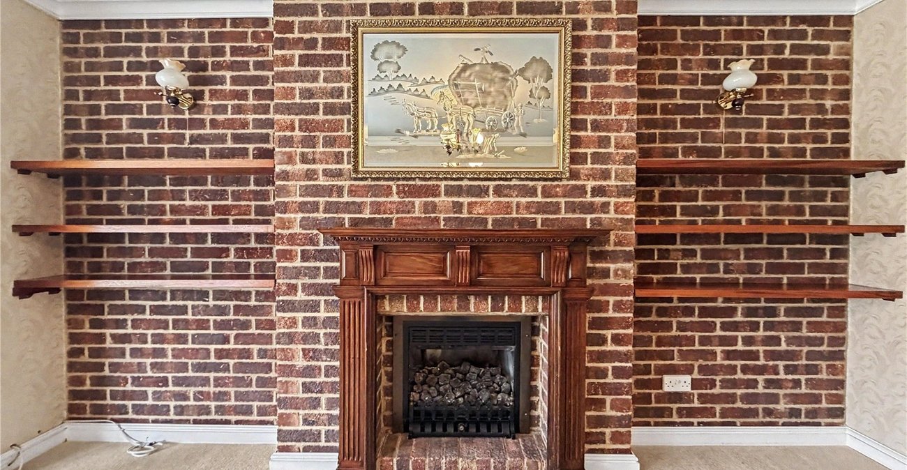 4 bedroom bungalow for sale in Wigmore | Robinson Michael & Jackson