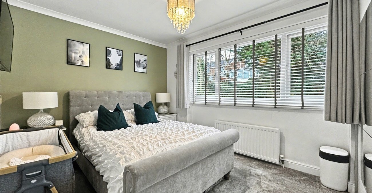 2 bedroom house for sale in Rainham | Robinson Michael & Jackson