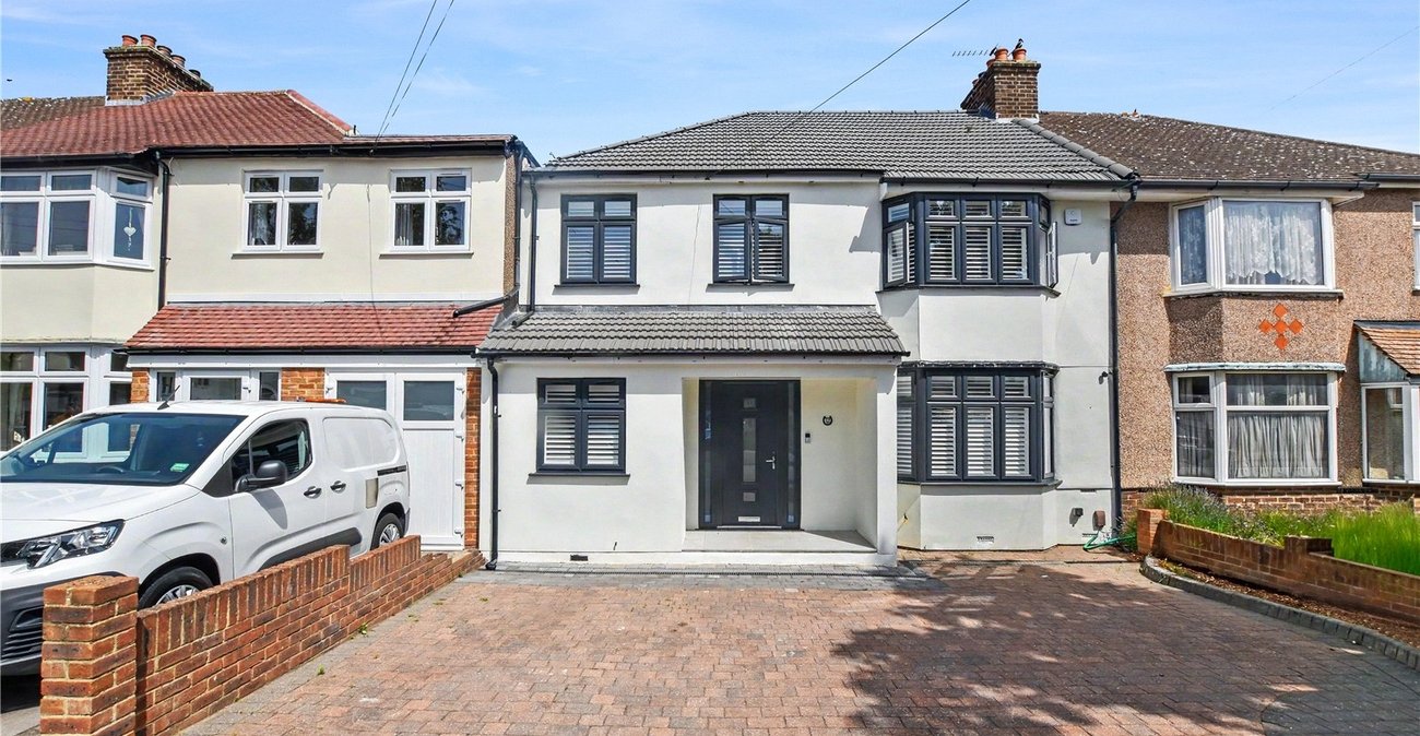 4 bedroom house for sale in Bexleyheath | Robinson Jackson