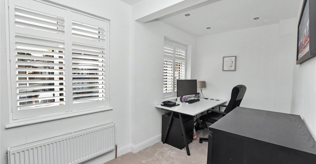 4 bedroom house for sale in Bexleyheath | Robinson Jackson