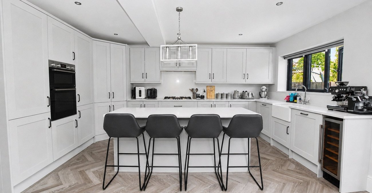 4 bedroom house for sale in Bexleyheath | Robinson Jackson