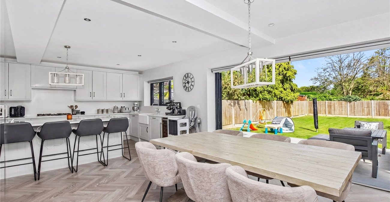 4 bedroom house for sale in Bexleyheath | Robinson Jackson