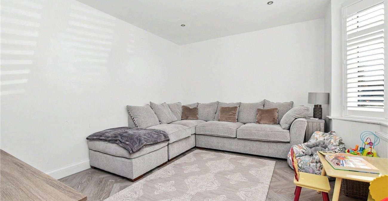4 bedroom house for sale in Bexleyheath | Robinson Jackson