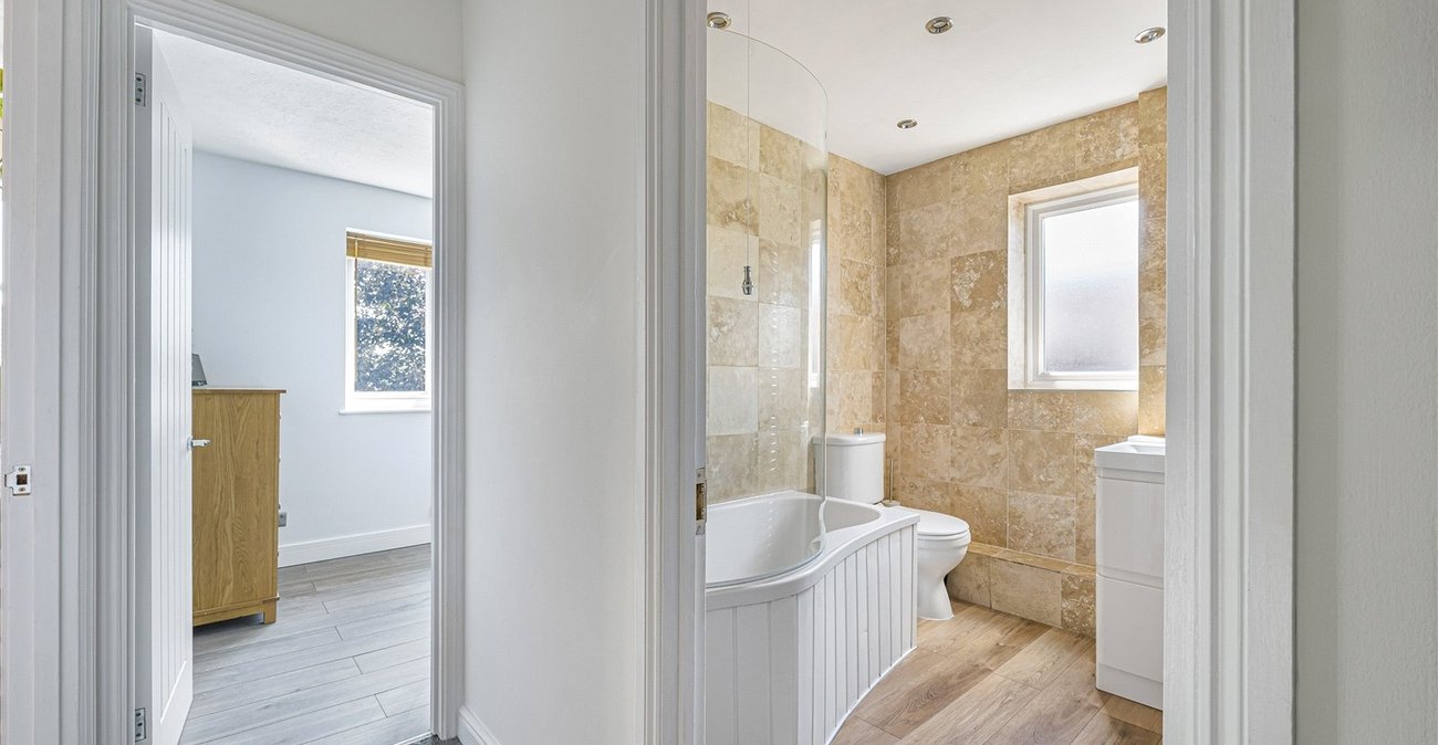 4 bedroom house for sale in Greenhithe | Robinson Jackson