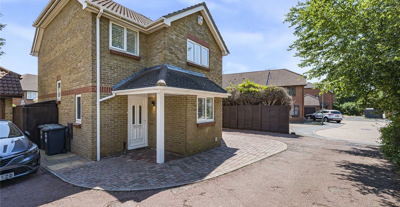 4 bedroom house for sale in Greenhithe | Robinson Jackson