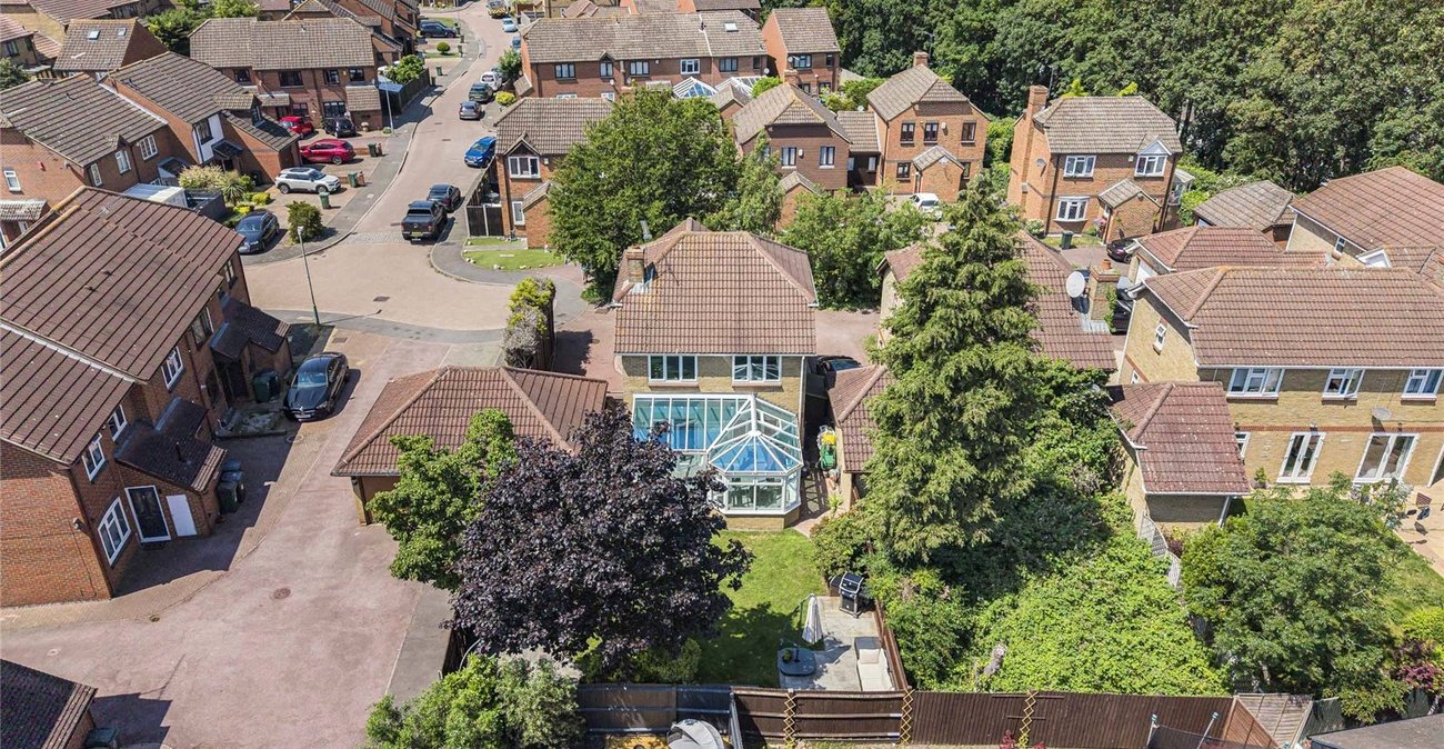 4 bedroom house for sale in Greenhithe | Robinson Jackson