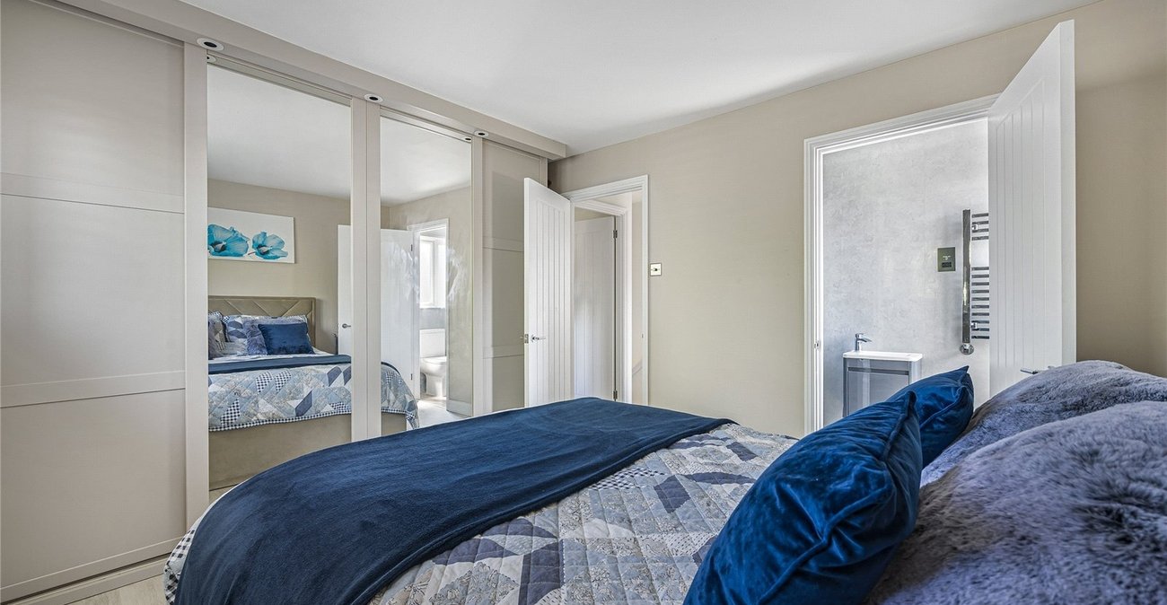 4 bedroom house for sale in Greenhithe | Robinson Jackson