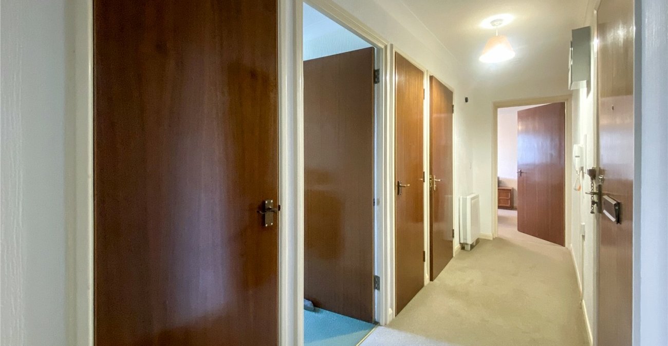 2 bedroom property for sale in Sidcup | Robinson Jackson