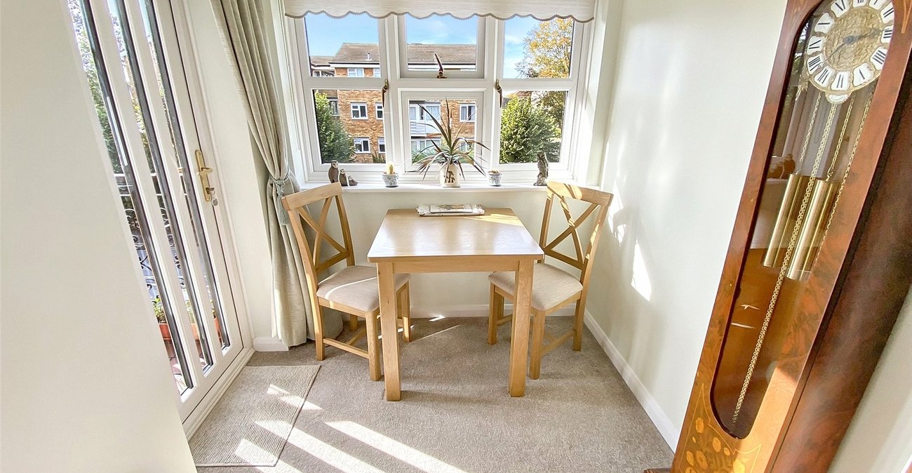 2 bedroom property for sale in Sidcup | Robinson Jackson