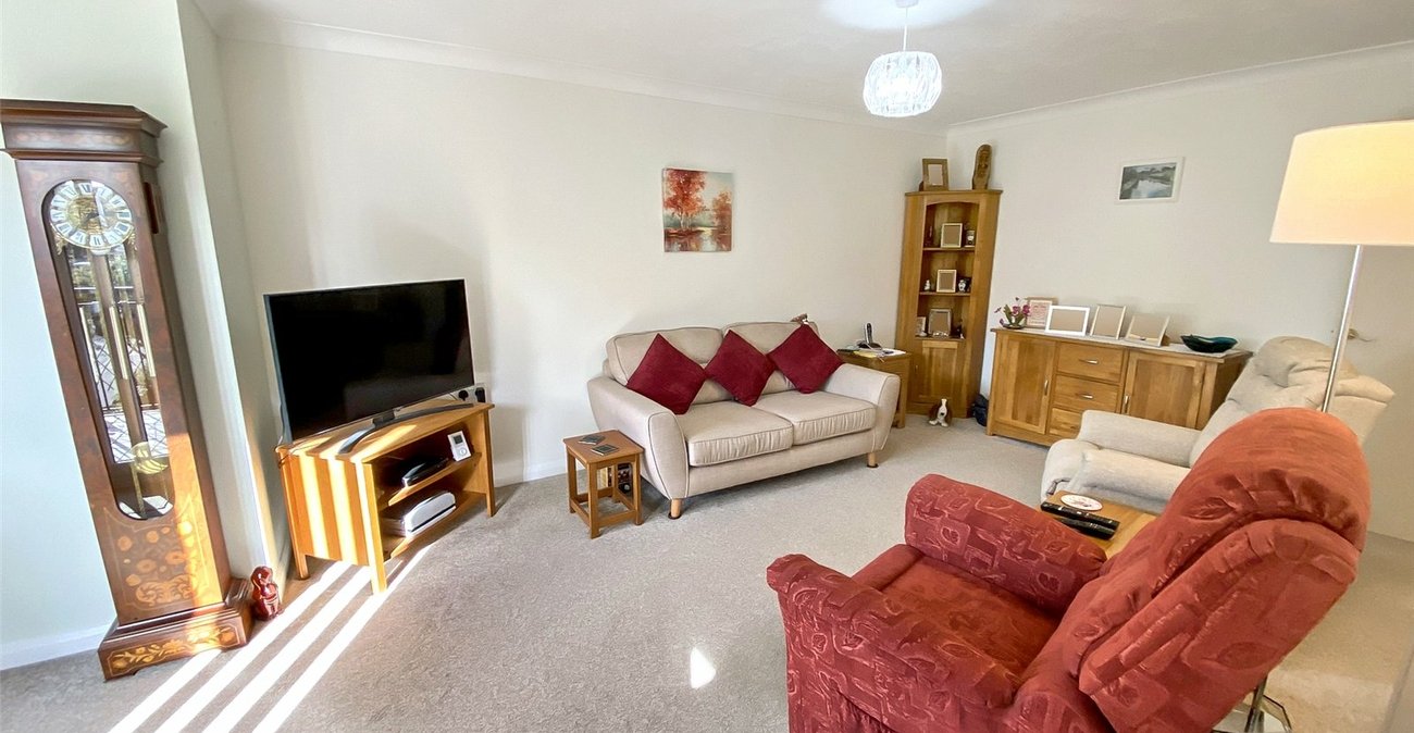 2 bedroom property for sale in Sidcup | Robinson Jackson