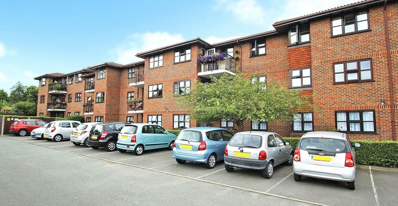 2 bedroom property for sale in Sidcup | Robinson Jackson