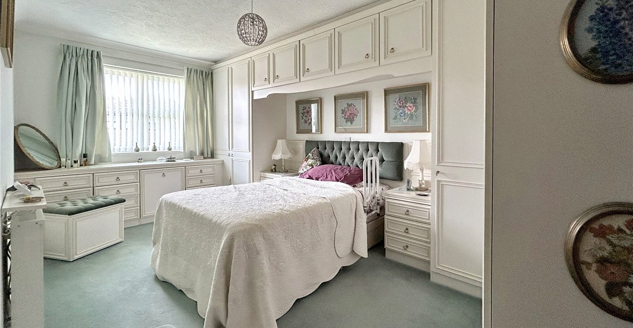 2 bedroom property for sale in Sidcup | Robinson Jackson