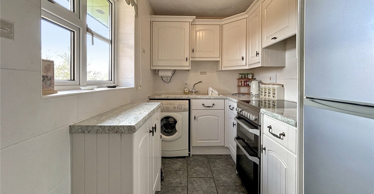 2 bedroom property for sale in Sidcup | Robinson Jackson