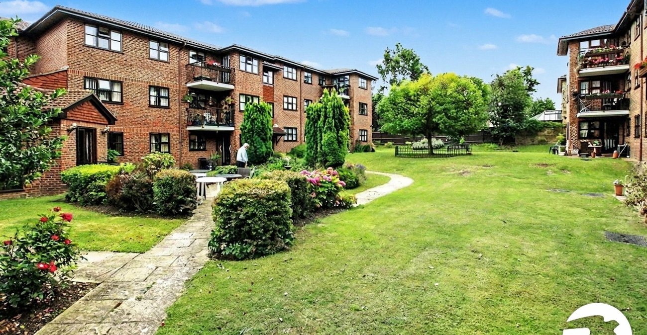 2 bedroom property for sale in Sidcup | Robinson Jackson