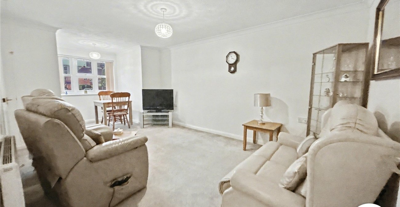 2 bedroom property for sale in Sidcup | Robinson Jackson
