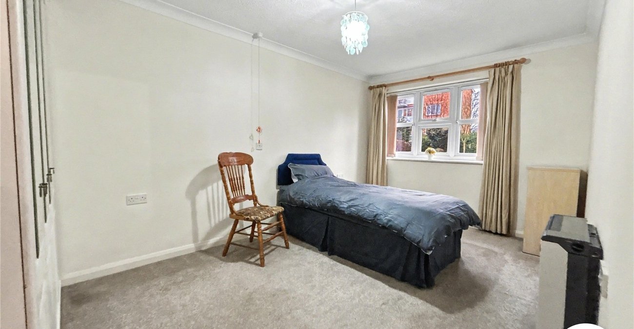 2 bedroom property for sale in Sidcup | Robinson Jackson