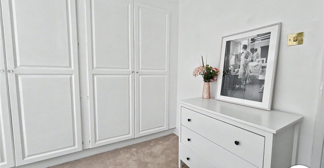 2 bedroom property for sale in Sidcup | Robinson Jackson