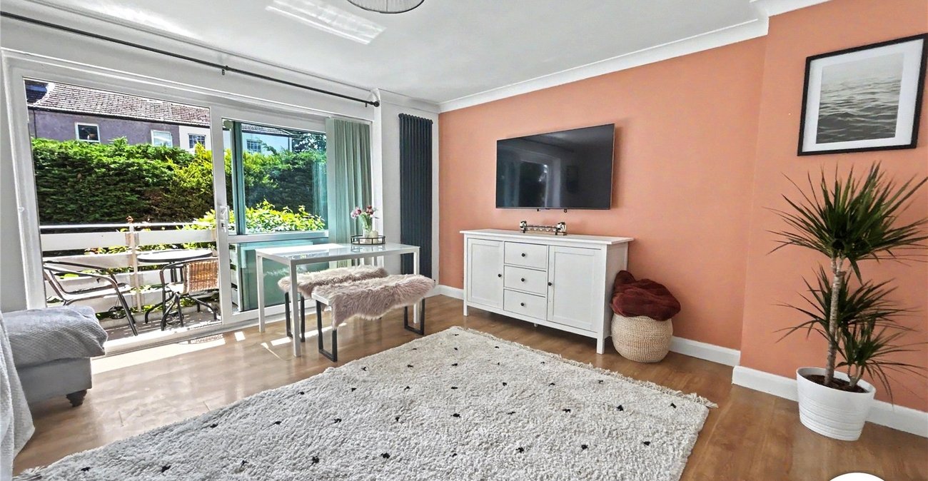 2 bedroom property for sale in Sidcup | Robinson Jackson