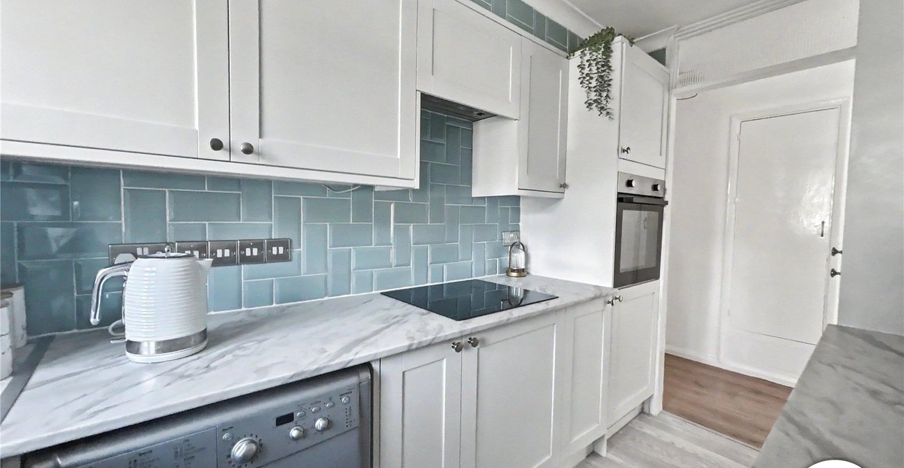 2 bedroom property for sale in Sidcup | Robinson Jackson