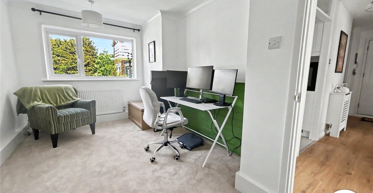 2 bedroom property for sale in Sidcup | Robinson Jackson
