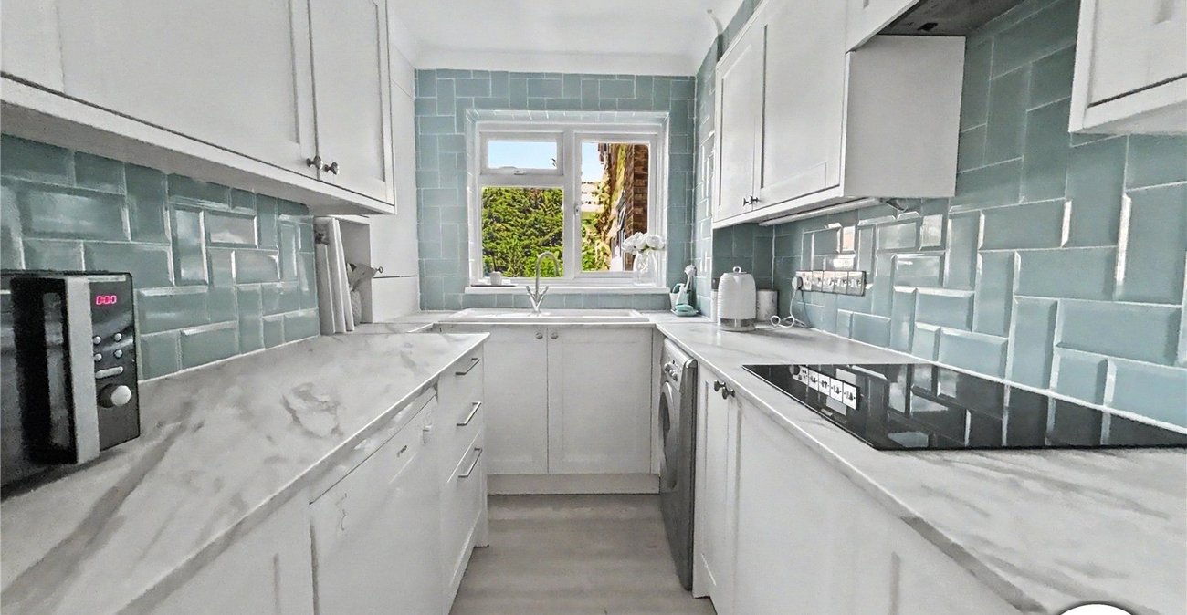 2 bedroom property for sale in Sidcup | Robinson Jackson