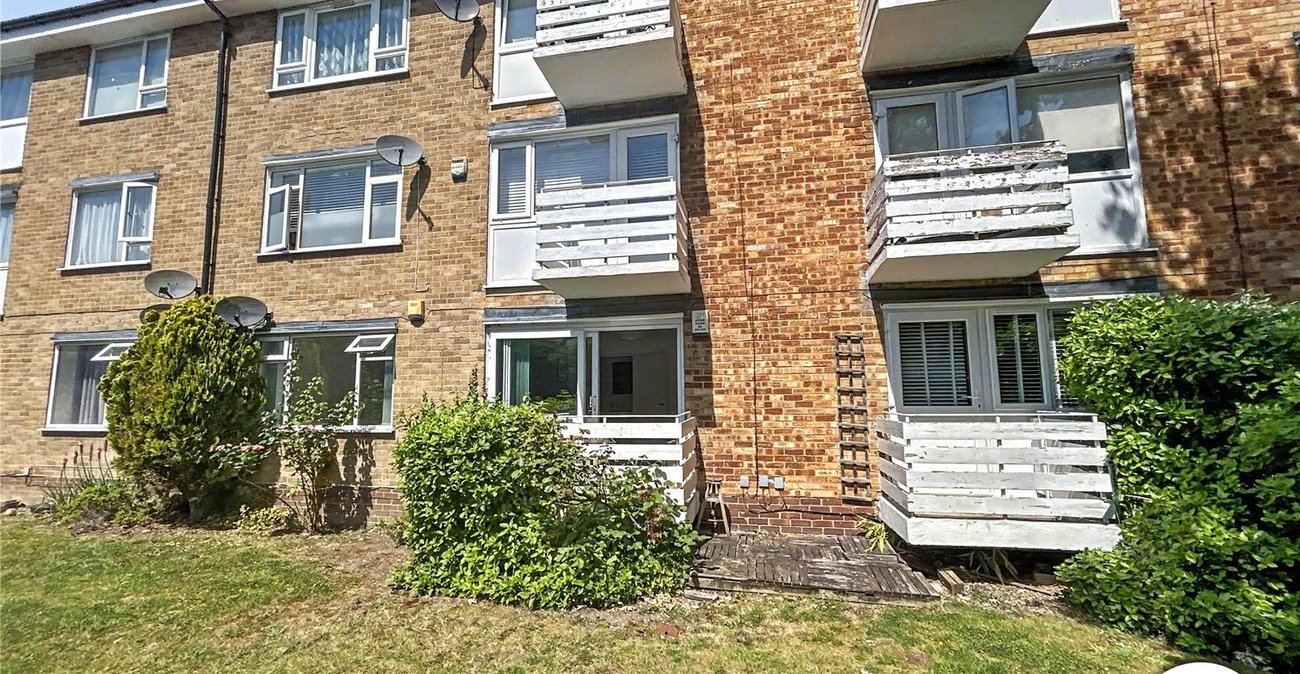 2 bedroom property for sale in Sidcup | Robinson Jackson