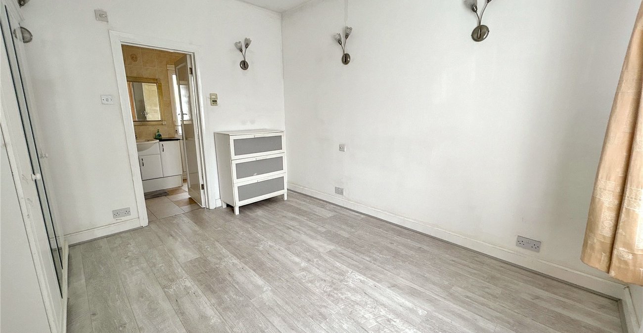 4 bedroom house for sale in Sidcup | Robinson Jackson